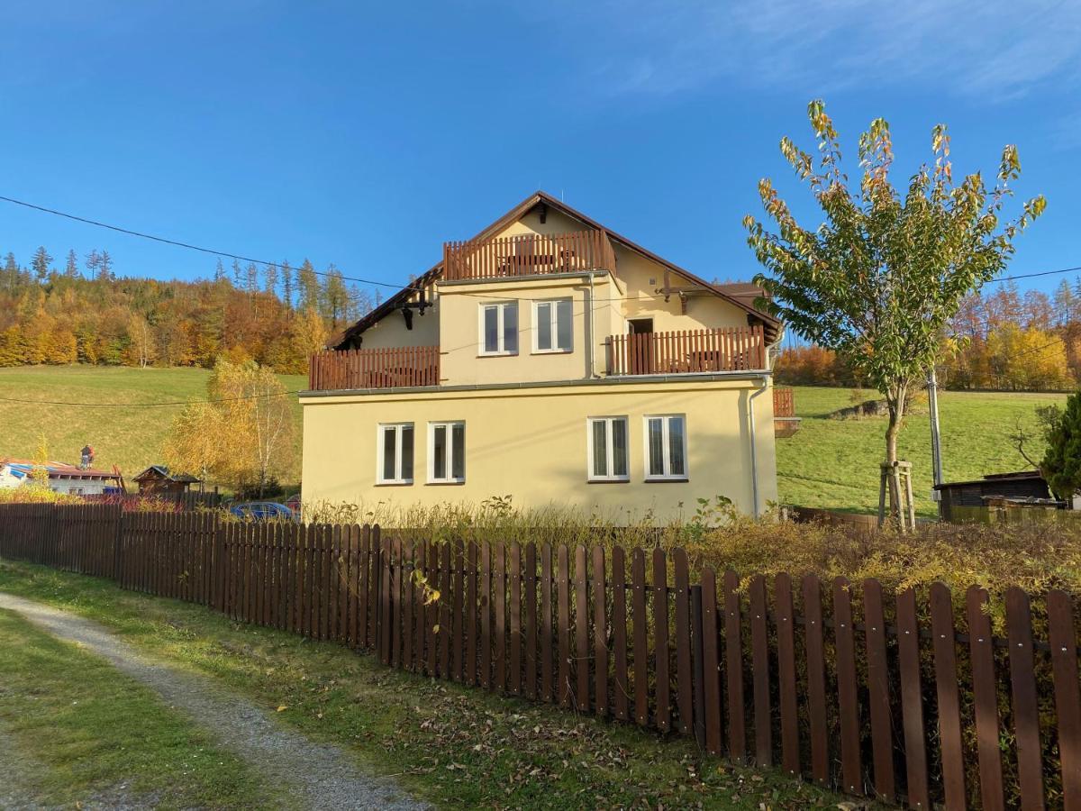 Apartman Karlovice Karlovice  Zewnętrze zdjęcie
